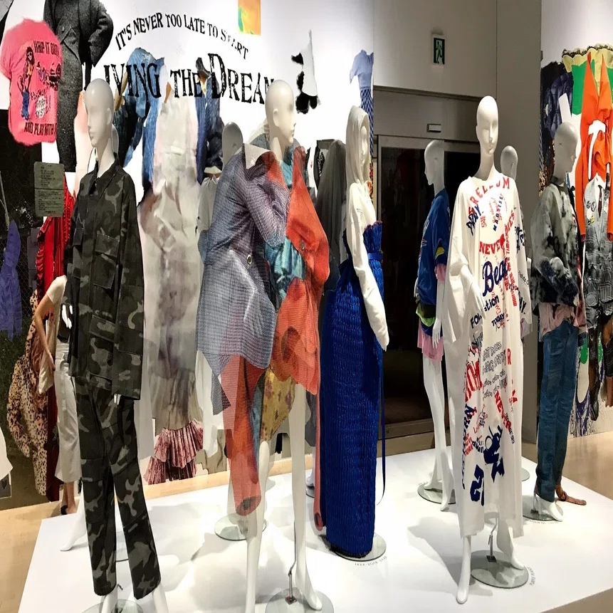 写真とファッション90年代以降の関係性を探る』 @ 東京都写真美術館 
