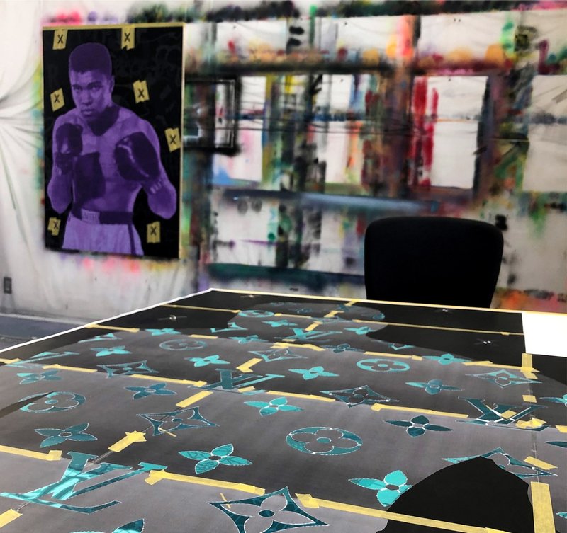 ステンシルアート とは バンクシーが惚れ込んだ手法 ステンシル が生む現代アート Collection Note ステンシルアート とは バンクシーが惚れ込んだ手法 ステンシル が生む現代アート Collection Note