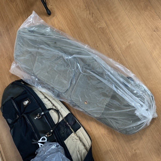 誰得かわからないけれどオフィクレイドのソフトケースをレビューする