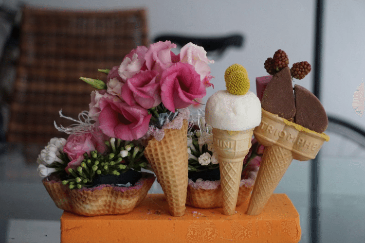 アイスクリームと花
“Cornet de fleurs “
