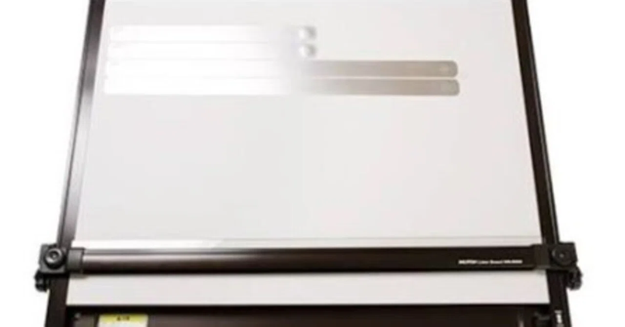 建築基礎製図のためにMUTOH「ライナーボード UM-06N8」を購入｜CADでは