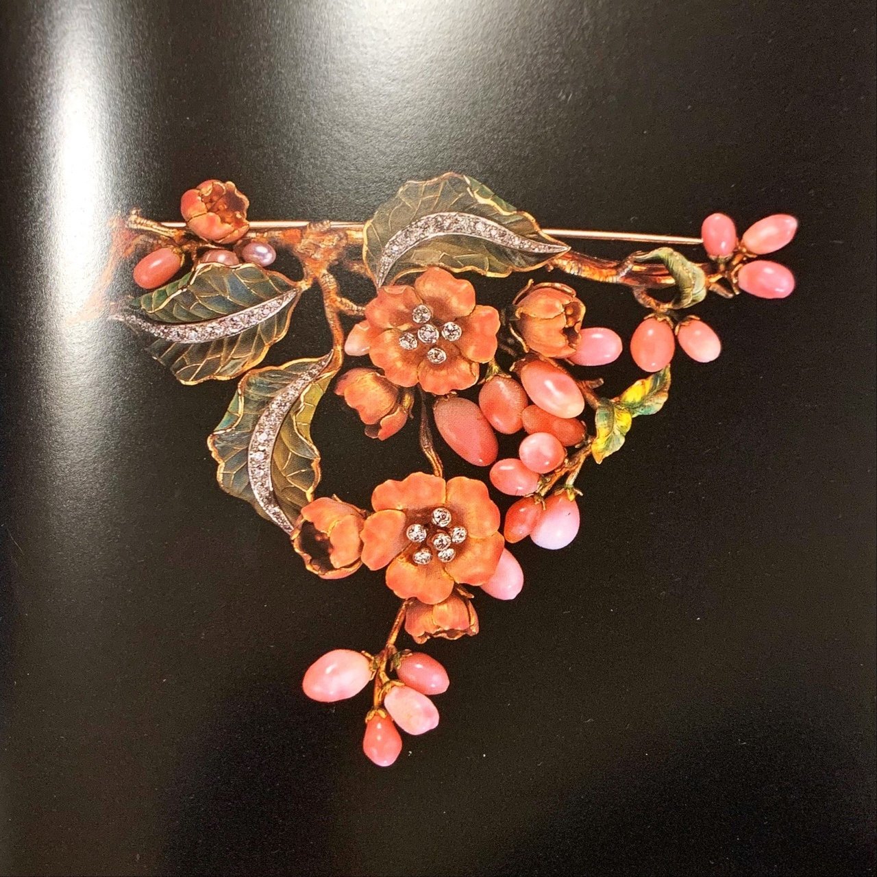 無料記事】The Art of Enamelling 鮮やかな色と精緻な表現のアート