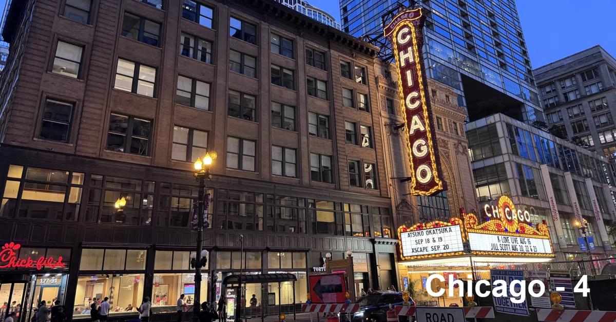 🇺🇸 シカゴ#4】目の前は絶賛工事中でもChicago Sign と Marquee は