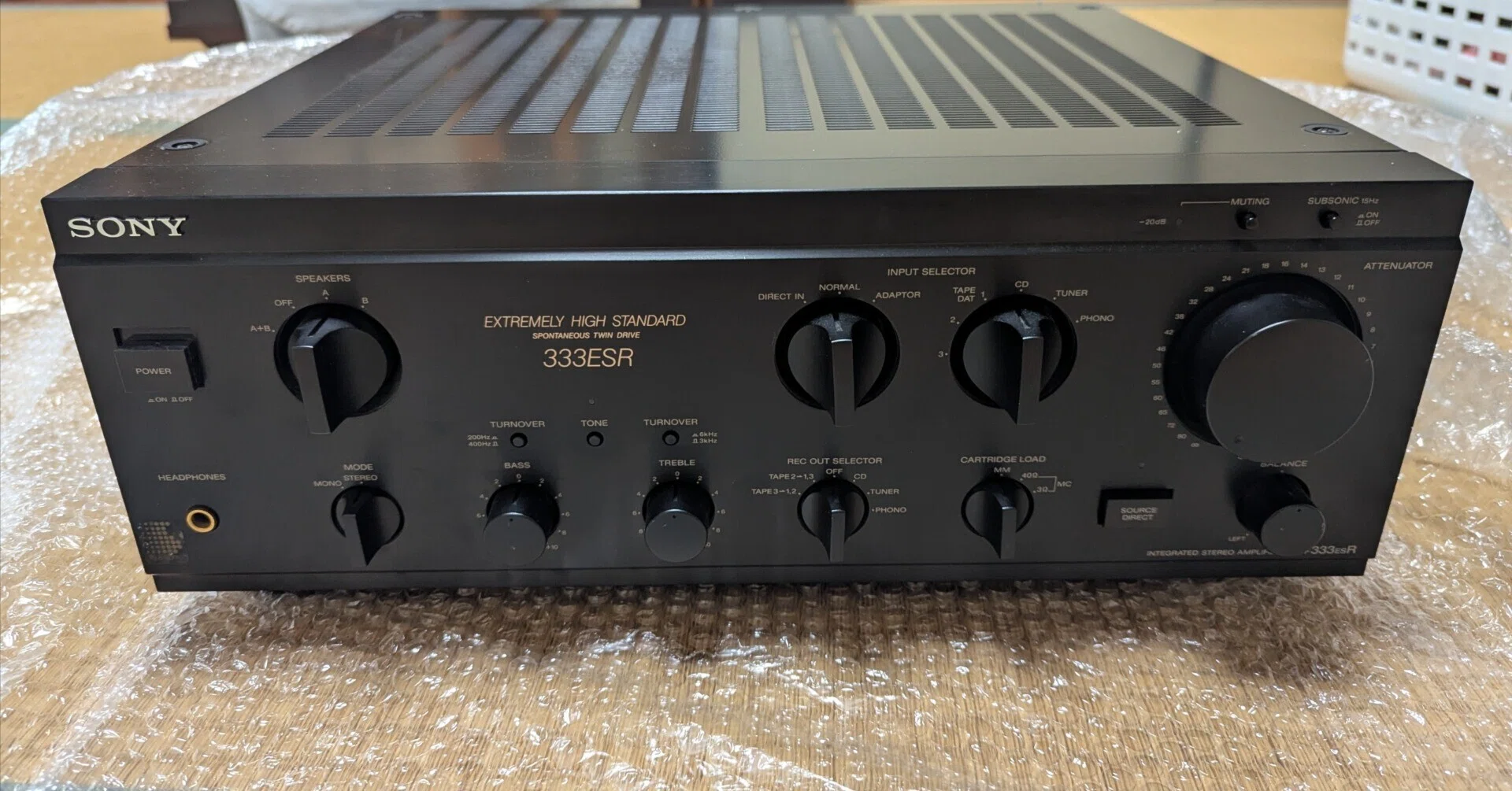 往年のプリメインアンプ SONY TA-F333ESR ジャンク3台から完動品2台へ