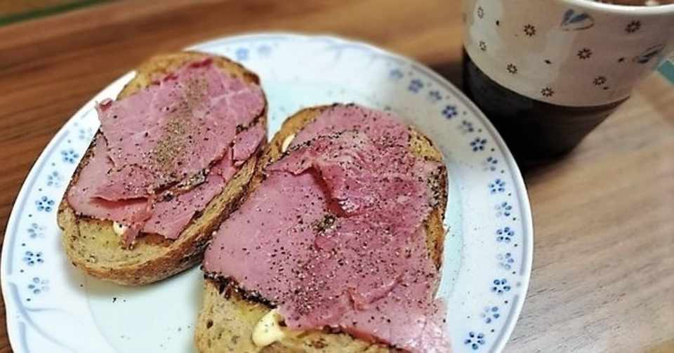 Costco コストコ の美味しいライ麦パン カントリーフレンチライ と パストラミビーフ を使って 簡単 ブルスケッタ を味わってみた クーリン Note