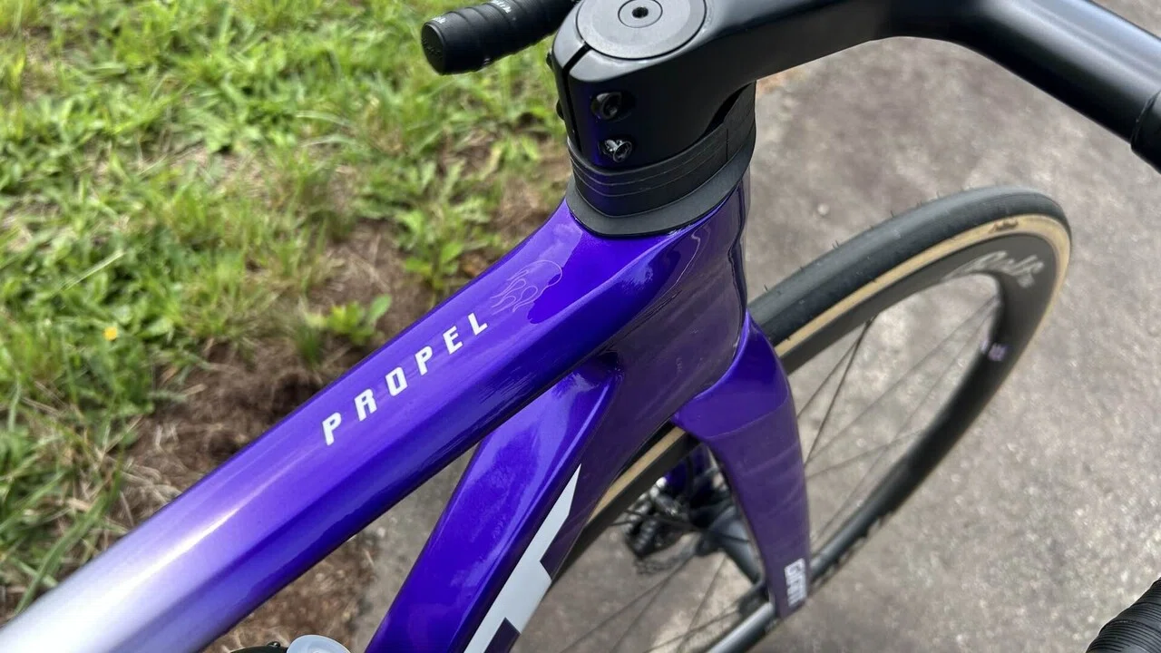UCIグランフォンド世界選手権使用機材 GIANT PROPEL ADVANCED SL