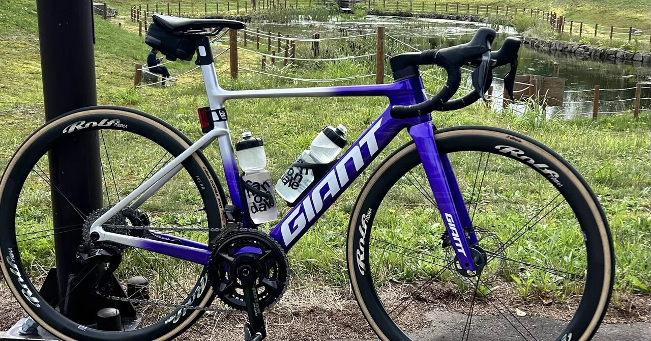 Equipment used at the UCI Gran Fondo World Championships: GIANT