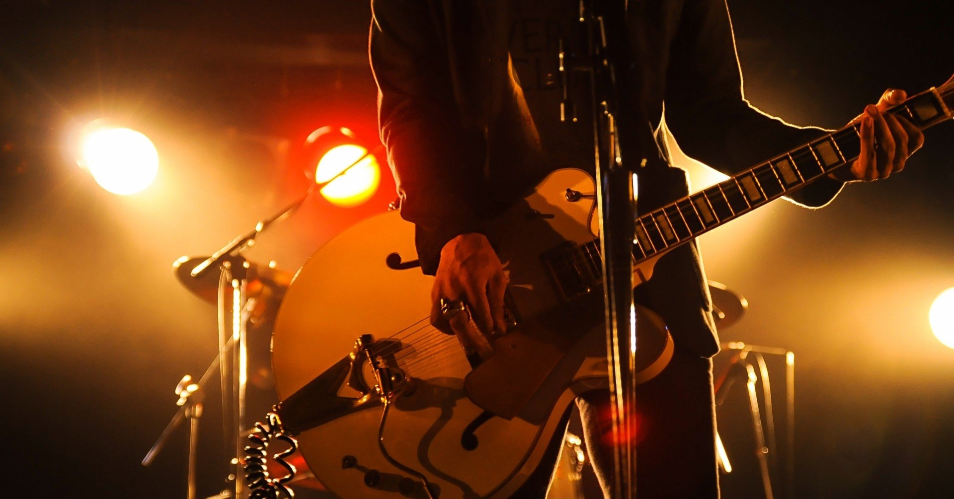 急増するライブ配信サービス5社を徹底比較 実際に配信したアーティストと参加した感想つき Matp公式 南青山タレントプロモーション株式会社 Note 急増するライブ配信サービス5社を徹底比較 実際に配信したアーティストと参加した感想つき Matp公式 南青山タレントプロモーション株式会社 Note