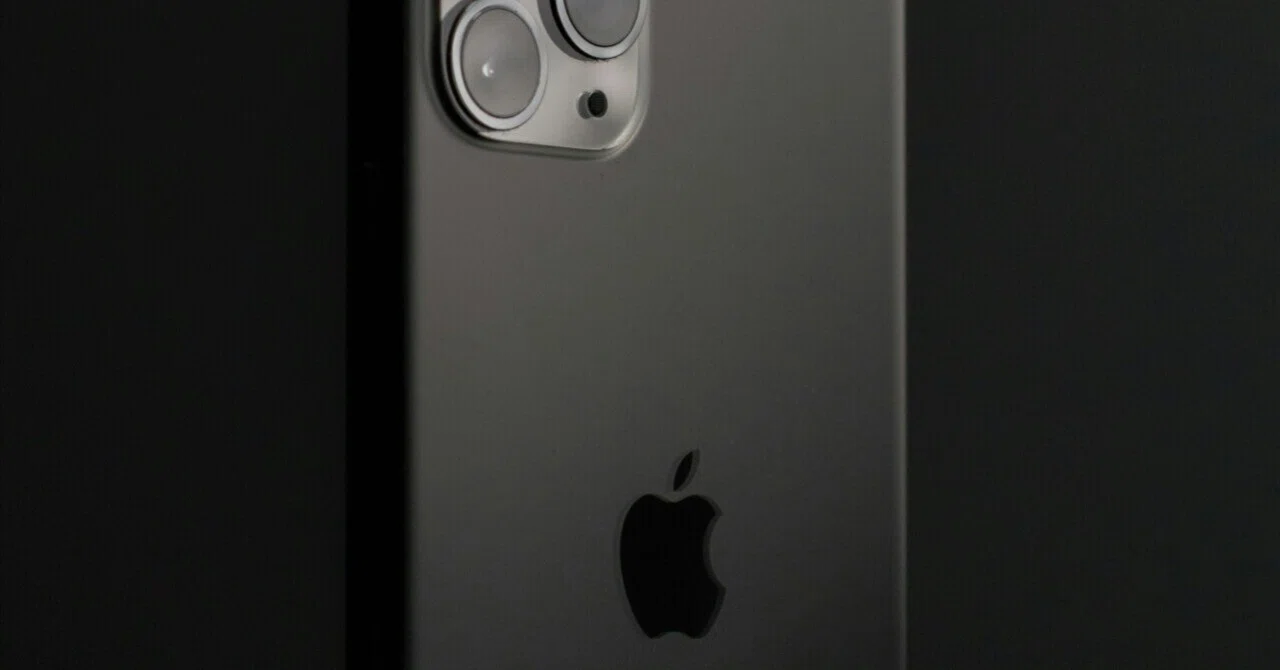 iPhone18が出たらPro Maxに変える予定。iPhone12からの6年ぶり買い換え