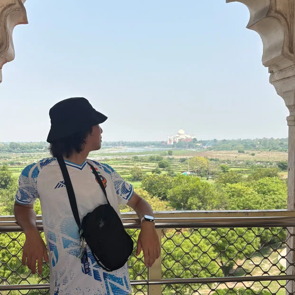 レオ | サッカー・現地飯で海外旅行