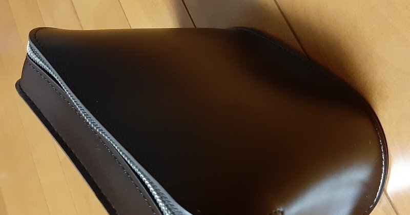 ユニクロ レザータッチミニショルダーバッグをメンズが使いこなそうとしてみた よっこい Yokkoi41 メンタルズノンノン Note