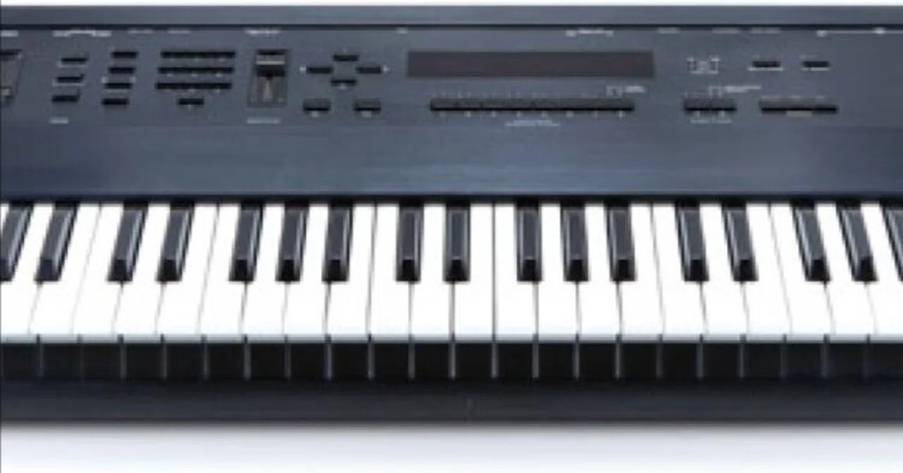 名機の話】Ensoniq ASR-10 — RZAとカニエを育てた鍵盤サンプラー