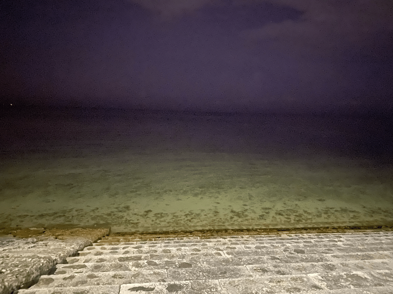 新月の夜 夜の海へ 心と体をととのえる ととのえ職人 五木田穣 Note