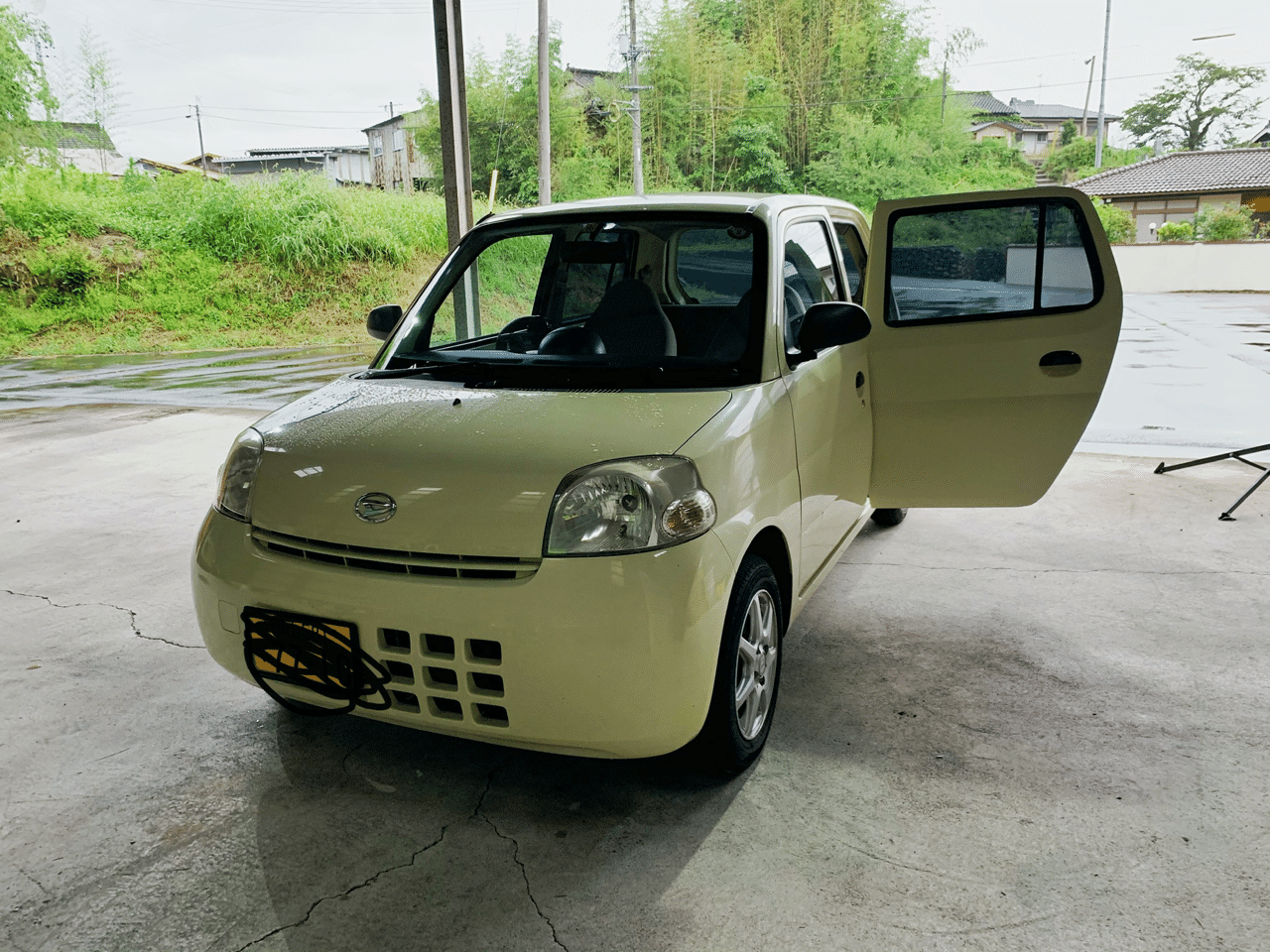 エーモン静音計画 風切り音防止テープで車内は本当に静かになるのか 本阿弥 Note
