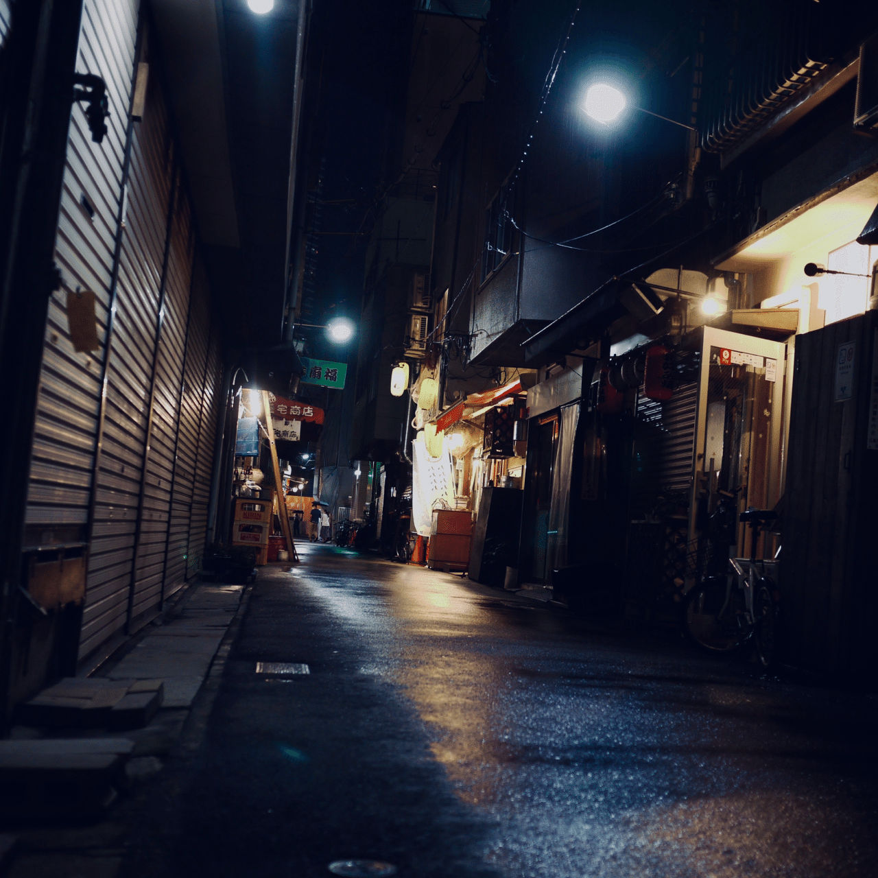夜の街 路地裏 Greenteam Note 夜の街 路地裏 Greenteam Note
