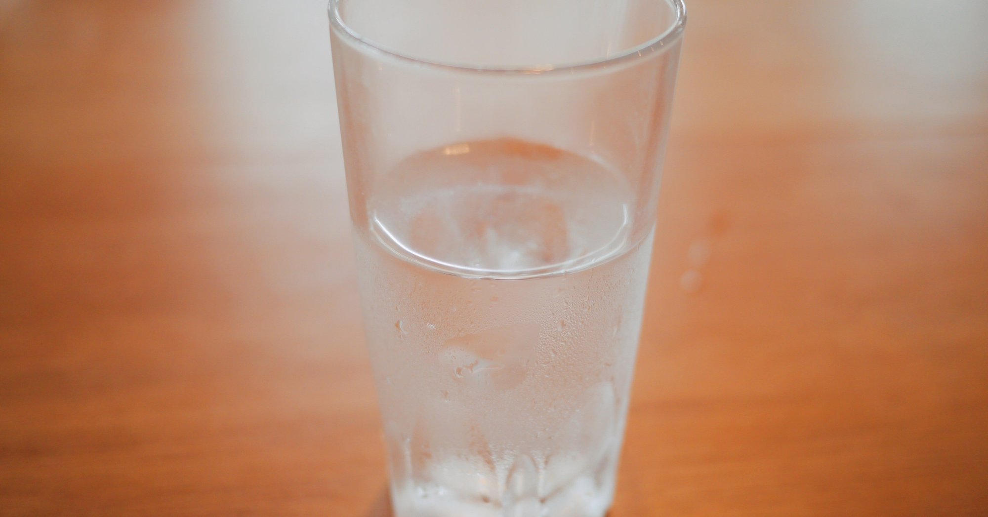 サービス論 お冷くださーいに対して 辻 孝太郎 Note サービス論 お冷くださーいに対して 辻 孝太郎 Note