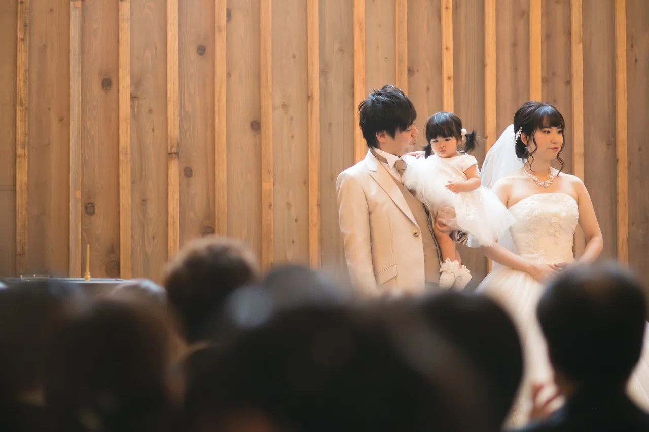 雨の結婚式 の話 ウエディングを紡ぐスナップスケッチ編 株式会社スウィングマン すいんぐまん Note