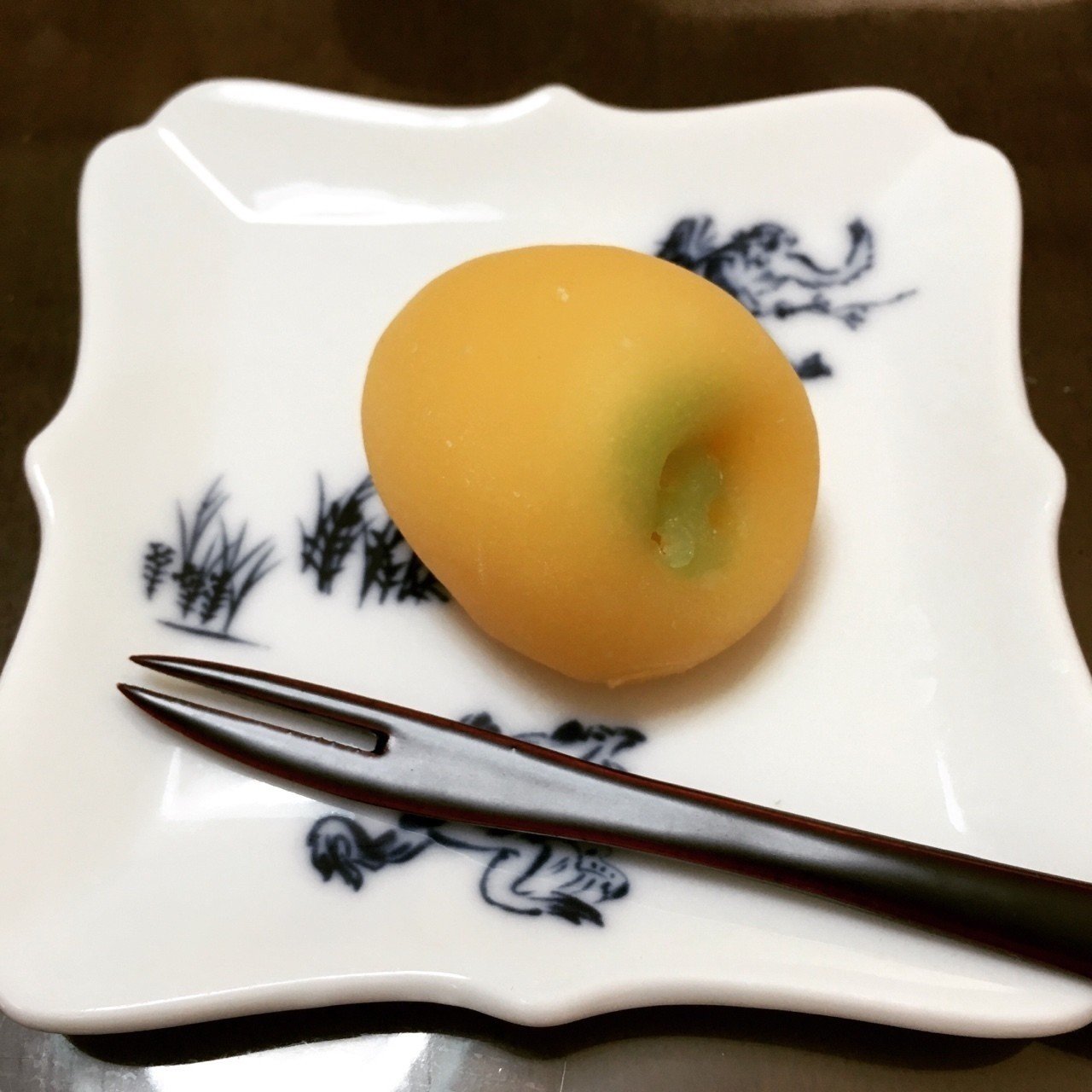 今日のおやつ 越乃雪本舗 大和屋 新潟県長岡市 の生菓子 Fj おつまみクリエイター Note