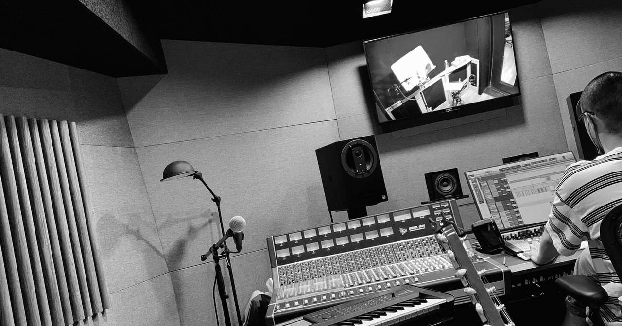 Radwimps 野田洋次郎のtwitter での発言が賛否両論 お化け遺伝子 という造語を用いた言及 本人はあくまで冗談とのこと 音楽情報バイラルメディア Evening Note