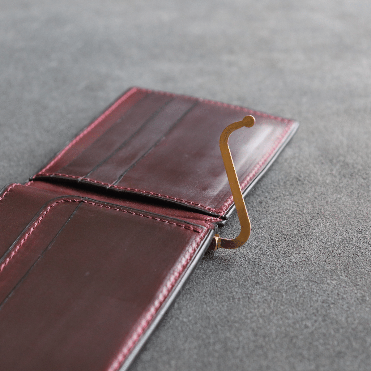 オーダー品　マネークリップ　ホーウィン　クロムエクセル クロムエクセルレザーで作るマネークリップ。再販です。｜BRUSH