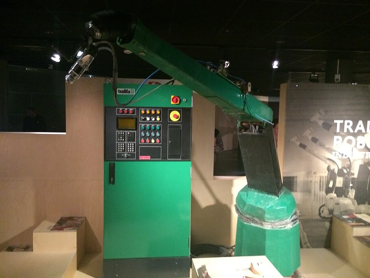 NTM trallfa industrial robot IMG 7491