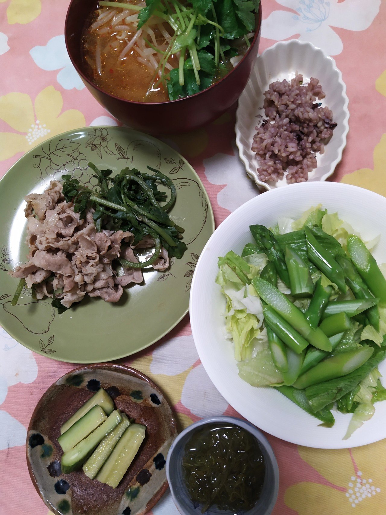 ダイエットの食事 6種の野菜のハーモニーに癒された 1ケ月で1キロだけ痩せたい癒しのダイエット 癒しのダイエット Note