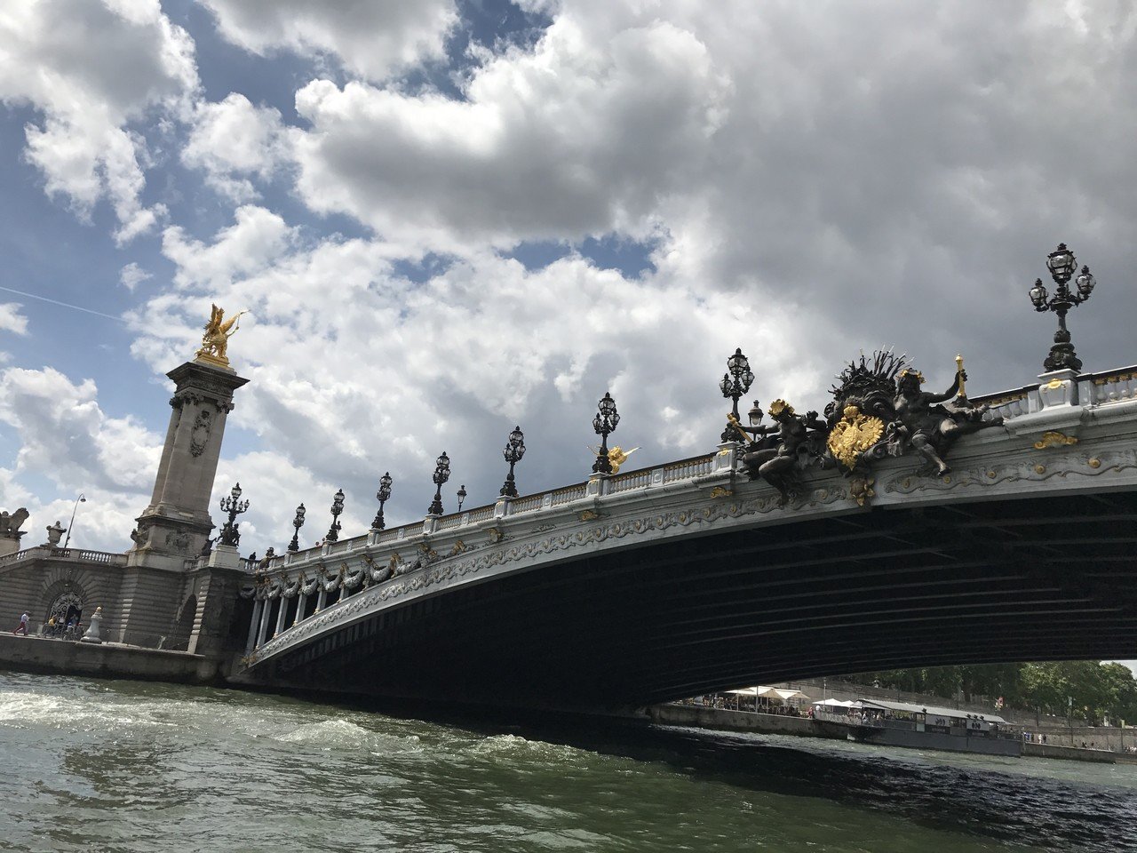 セーヌ川にかかる最も美しい橋 アレクサンドル3世橋 パリ7区 8区 村山里美 アラカンdeパリ パリ在住 58歳から単身パリへ 終わりの人生の始め方 Note
