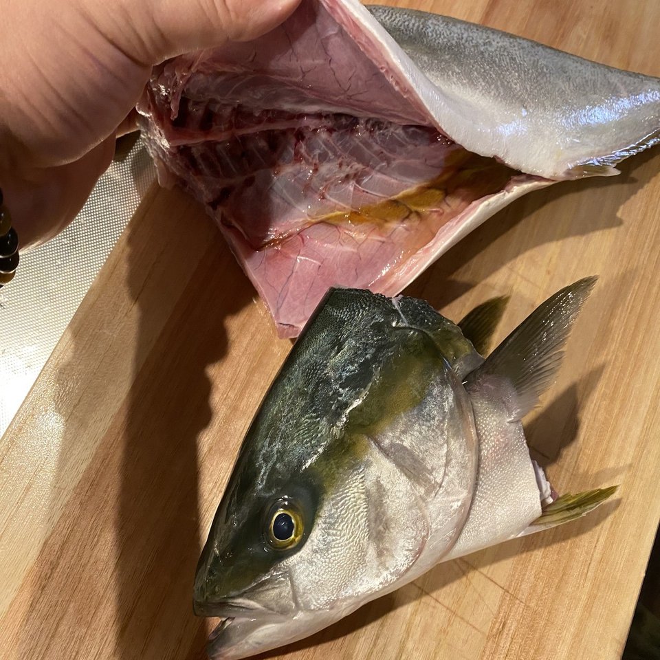 価格は手頃で味は高級なブリの幼魚 フクラギを捌く Noriaki Kawanishi 田舎暮らしデザイナー Note