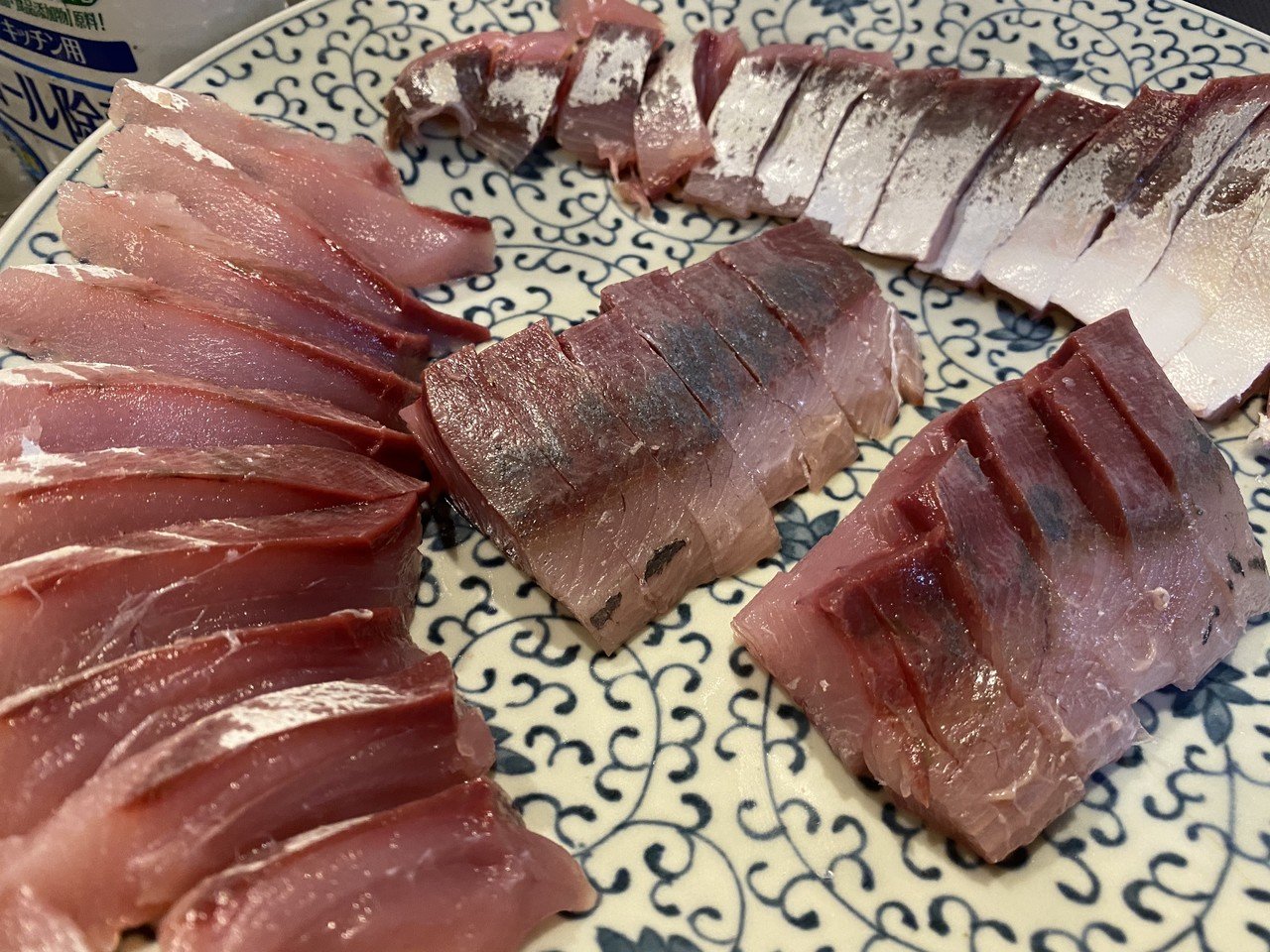 価格は手頃で味は高級なブリの幼魚 フクラギを捌く Noriaki Kawanishi 田舎暮らしデザイナー Note 価格は手頃で味は高級なブリの幼魚 フクラギを捌く Noriaki Kawanishi 田舎暮らしデザイナー Note