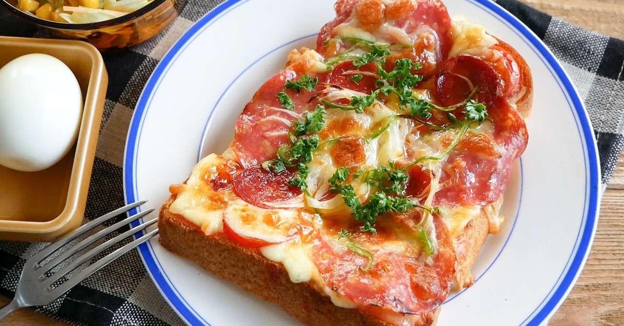 気軽にピザトースト 手作りピザソース 美窪たえ おとな料理制作室 Note