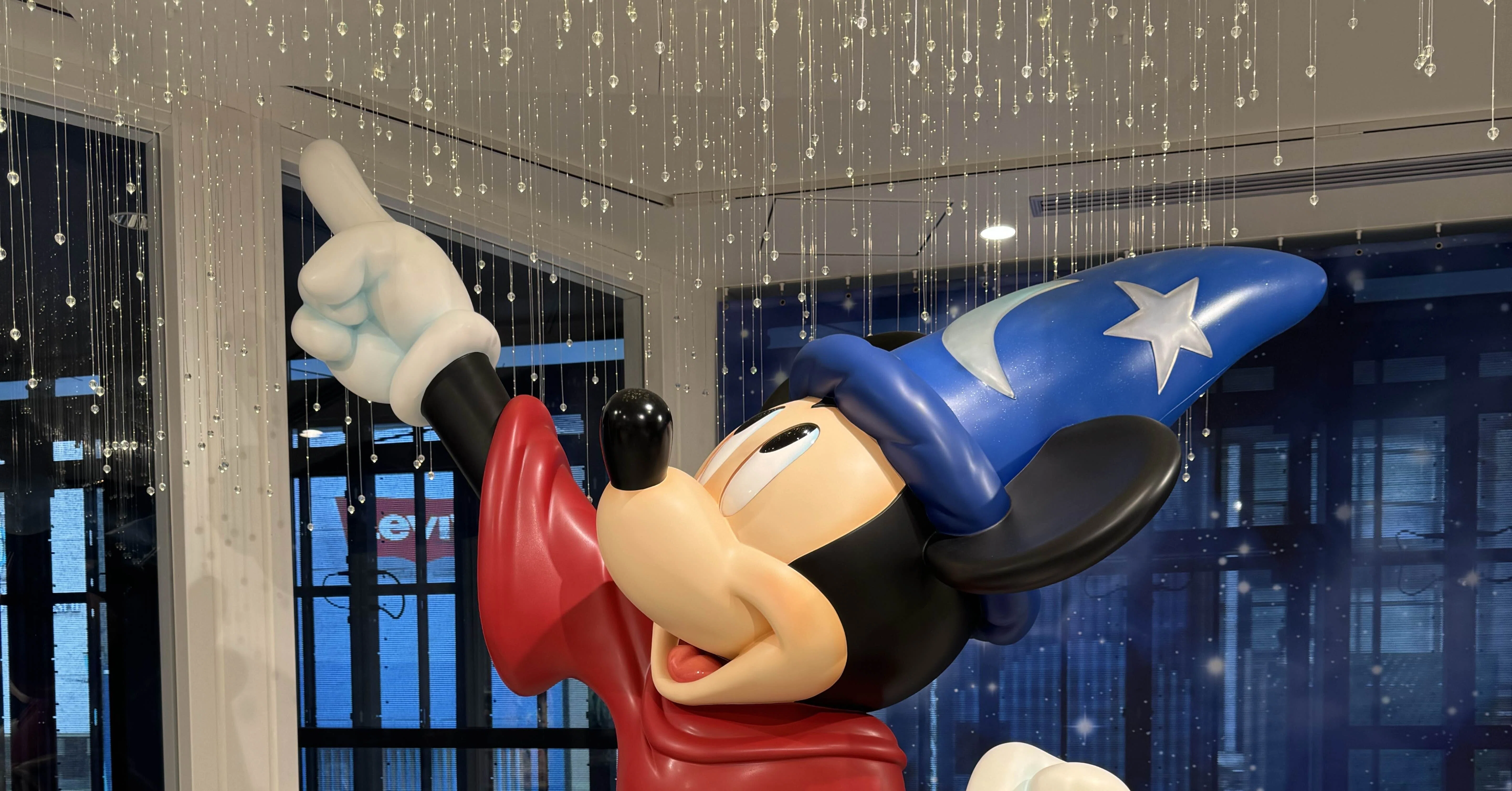ディズニー・ビークル・コレクションやトミカなど｜Disney_Historian