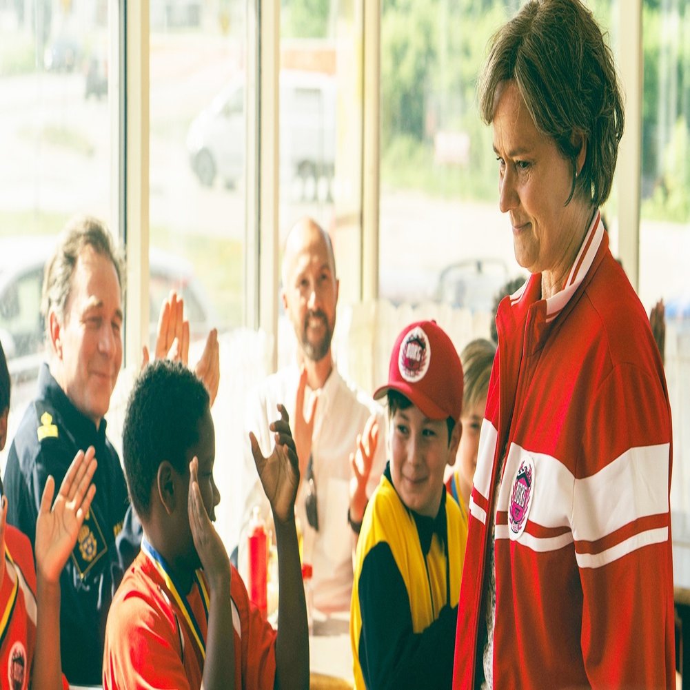 ブリット マリーの幸せなひとりだち 万国共通 のおばさんの自立物語 ラストシーンが美しい 陽向走太 谷口浩之 Note