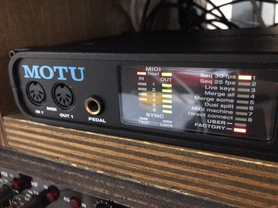 結局、MOTUのMIDIインターフェイスを導入しました。｜Ryo Kimura