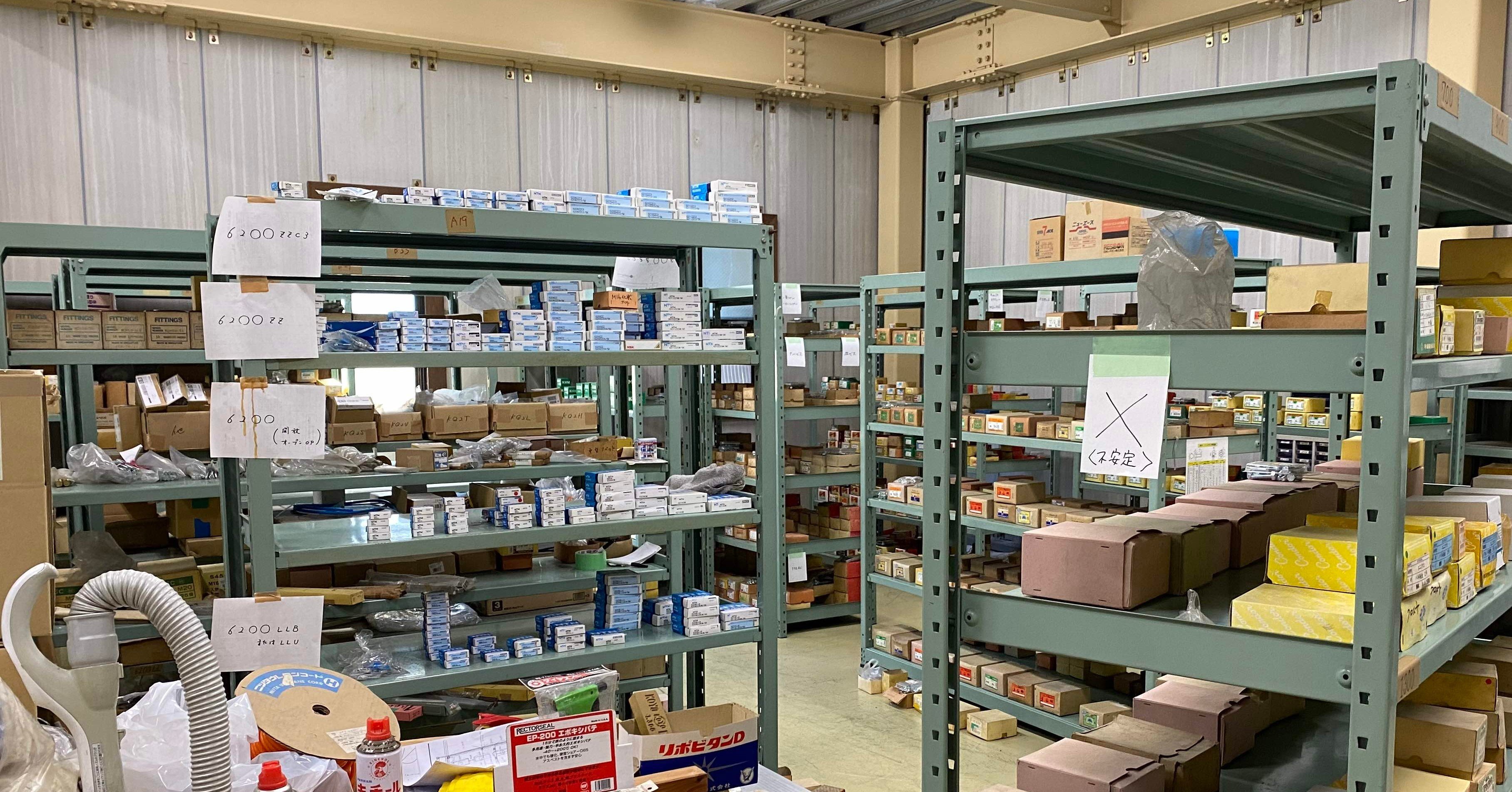 会社の倉庫整理2｜いでのりこ