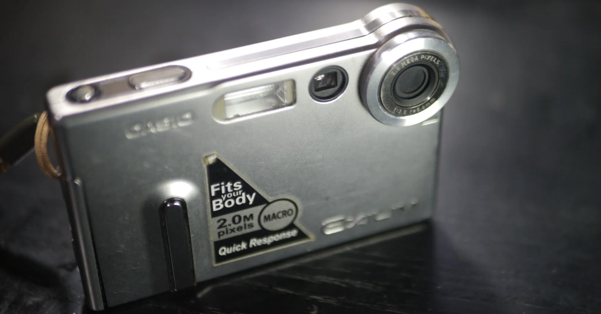 Old Compact Digital Camera Guide [#23] A surprise packed into a