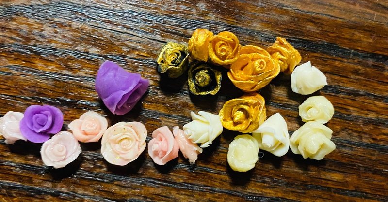 2020.7月30日 粘土のミニ薔薇💐