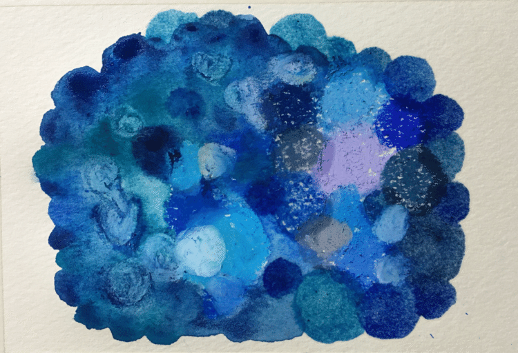 画題『水玉花』
私は水玉と水色がスキ♪
水玉を集めてみたらこんな花になりました。クレパスや水彩、パステル、色々な画材の組み合わせ。水玉1個じゃ寂しいけど、こんなにあったらにぎやか♪はなやか♡しあわせ〜^_^

#エッセイ　#404美術館  #画家
#とは　　#心　　#アーティスト