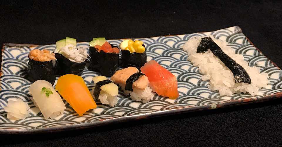 新説 魚食レポvol 9 ビワマス入り赤ちゃん寿司 かにへー 魚好き Note