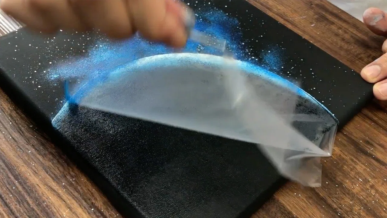 アクリル絵の具を使用した「宇宙」の描き方 / 初心者が簡単に絵を描く