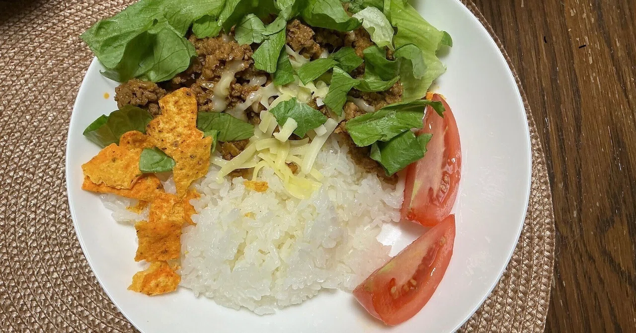 My First World Cuisine: Taco Rice｜World Cooking Records