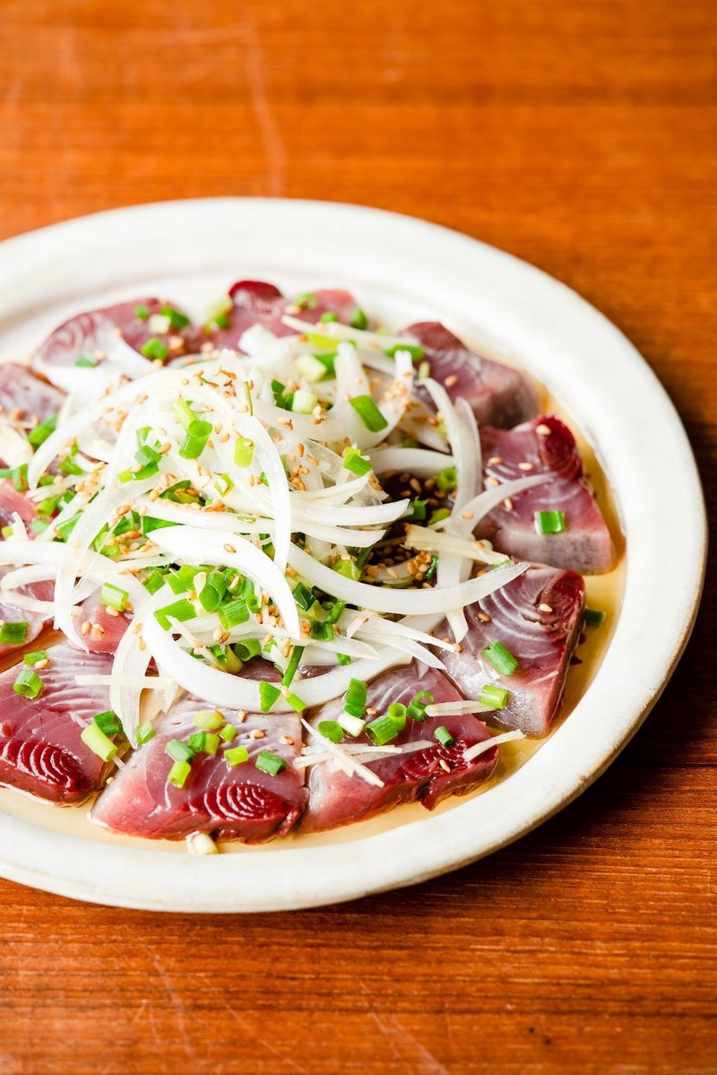 ごま油は鰹のためにある 鰹の香味油がけ Reizoko Ni Almonde 冷蔵庫にあるもんで Note ごま油は鰹のためにある 鰹の香味油がけ Reizoko Ni Almonde 冷蔵庫にあるもんで Note
