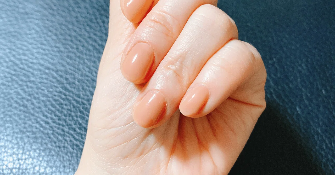 What are Blue-base and Yellow-base? Starting with nails｜石竹