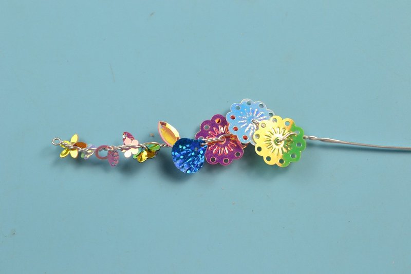 Pandahall Diy ワイヤーとスパンコールで作るブレスレットの作り方 初心者さんも簡単 ハンドメイド無料レシピ Pandahall Note