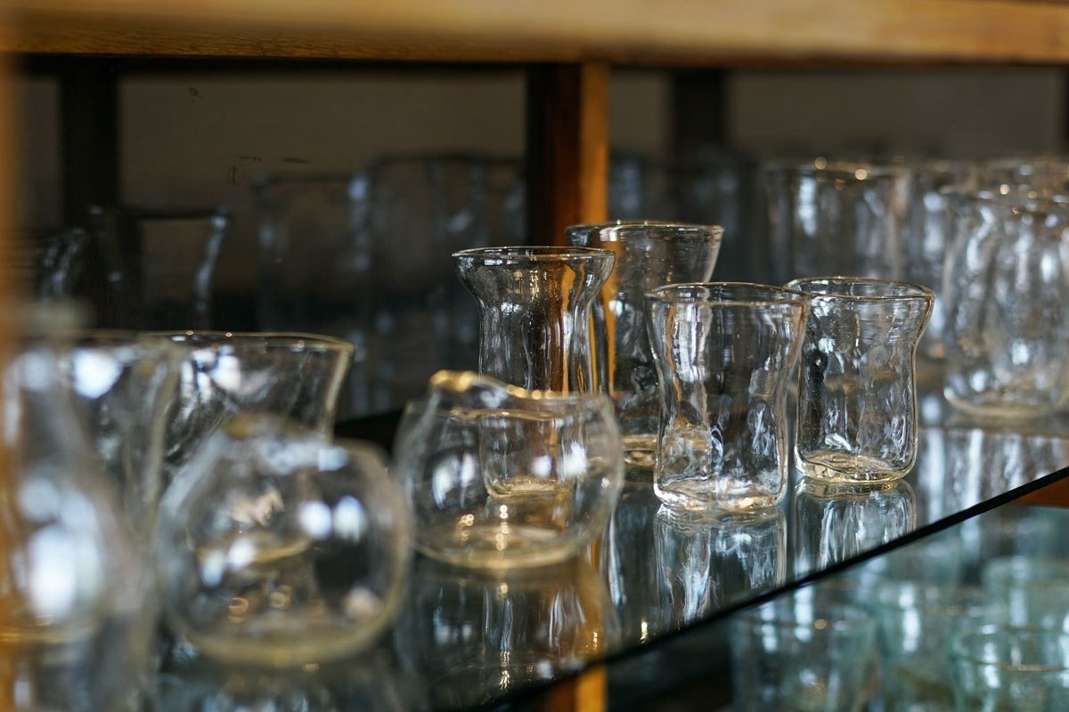 前田一郎　グラス　二つセット ずっと大切にしたくなるみずみずしい透明感。日常の光をやさしく反射