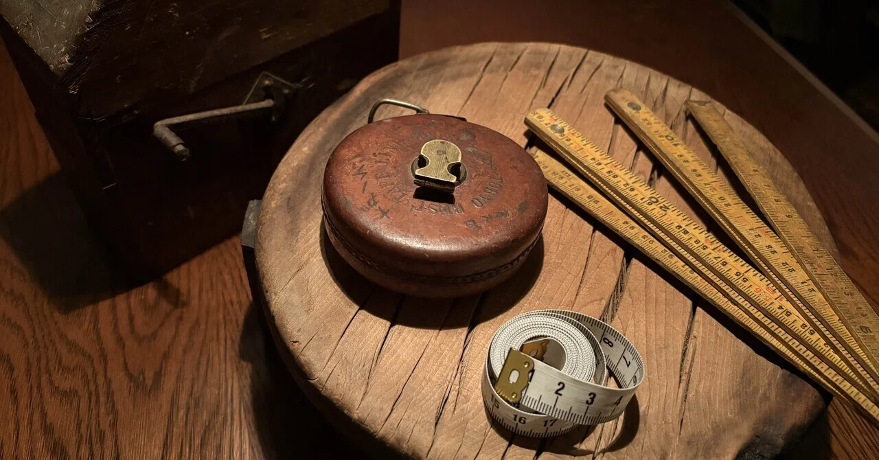 What an Old Tape Measure Measures｜et.bolero