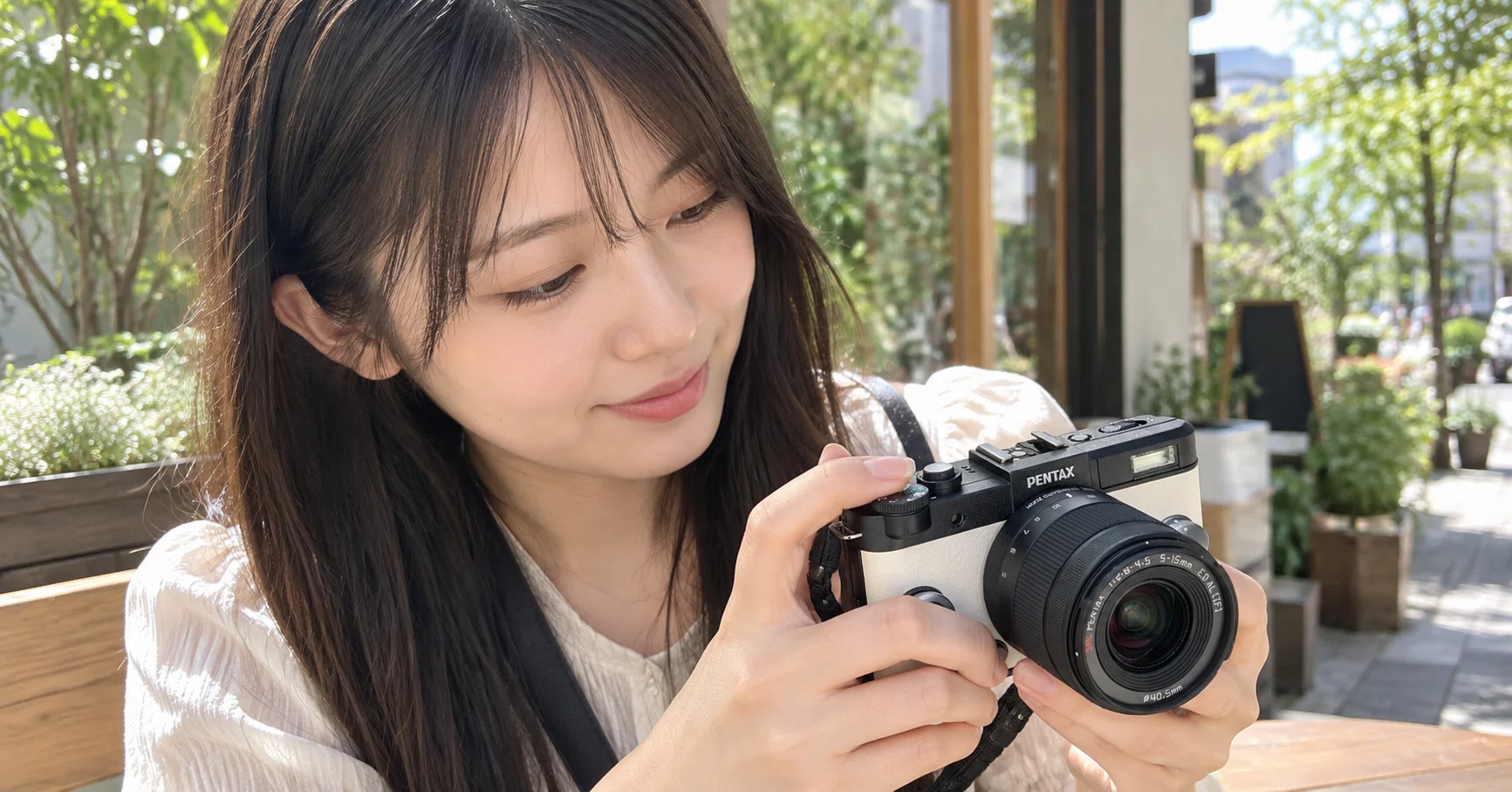 PENTAX Q-S1の白い小型ミラーレスで写真散歩を楽しむ｜キツネ｜コラム