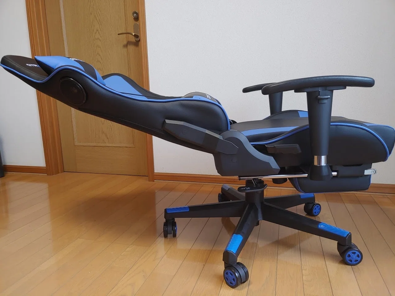 GTRACING ゲーミングチェア(GT890YJ)レビュー【究極なロマン機能チェア GTRACING ゲーミングチェア(GT890YJ)レビュー【究極なロマン機能チェア