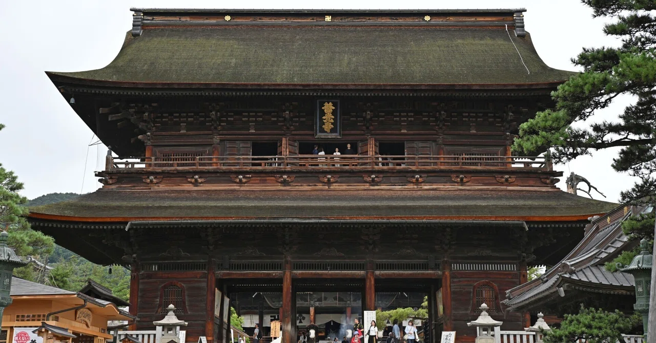 Nagano City Sightseeing #01 - Zenko-ji Temple - Z5II｜kenken