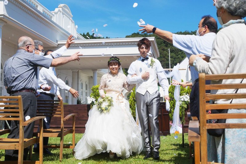 コロナ禍の新しい結婚式 ソーワダイレクト 新ブランド ｒｏｎａ 屋外やオンラインも提案 石巻days 未来都市の生き方 Note