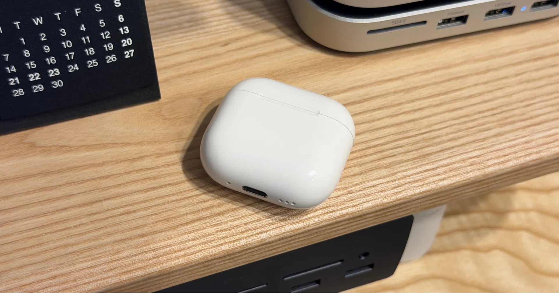 AirPods 5レビュー｜Pro 3持ちが本音で比較。着け心地で選ぶならこっち
